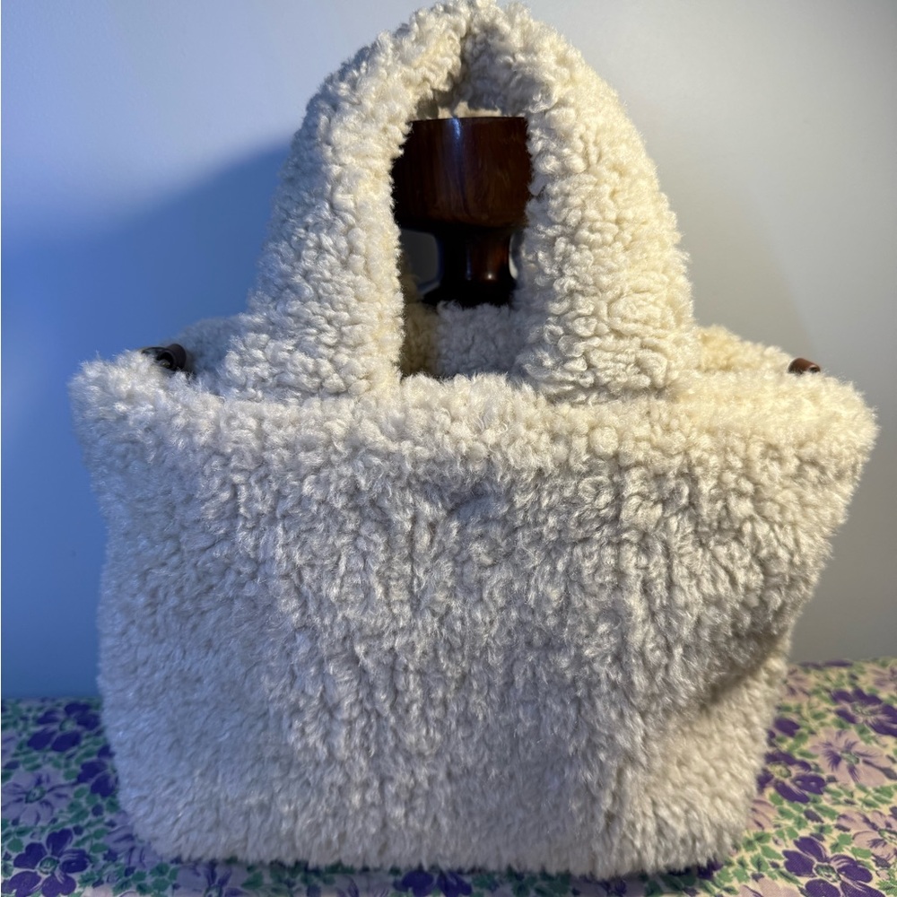 Aspen Sherpa tote
8x9” with 2 handles